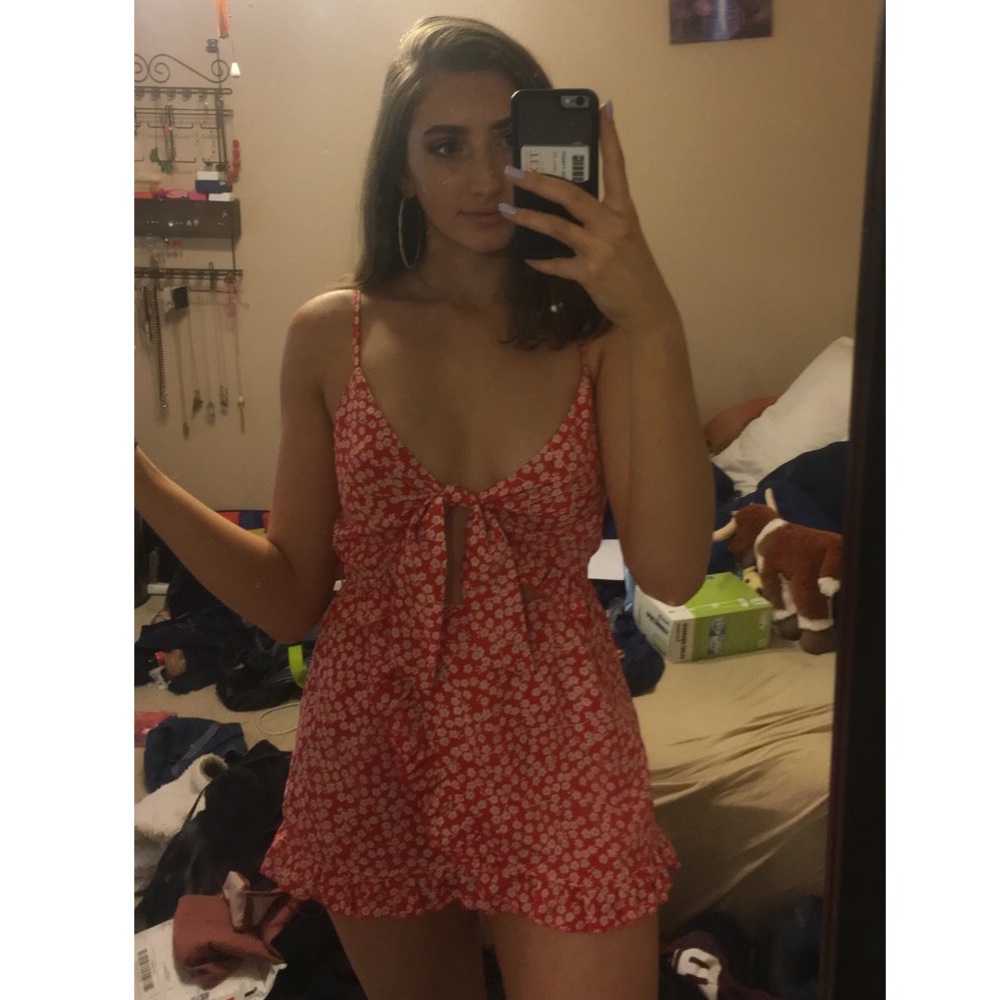 Romper - Picture 2 of 2